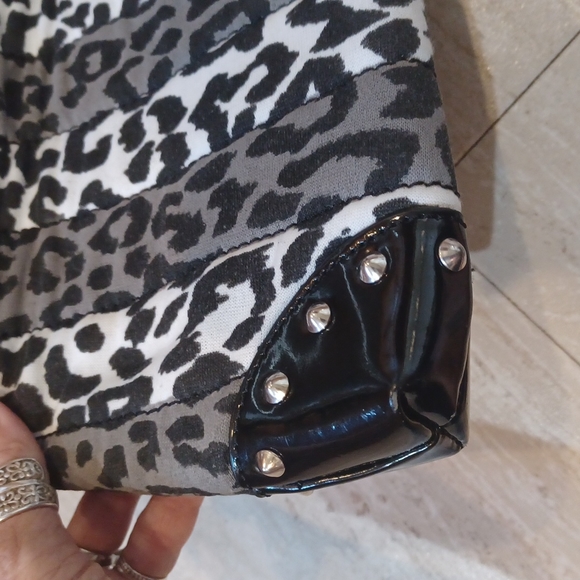 Unique Betsey Johnson Betseyville Quilted Foldover Clutch/Shoulder Bag - Picture 4 of 11